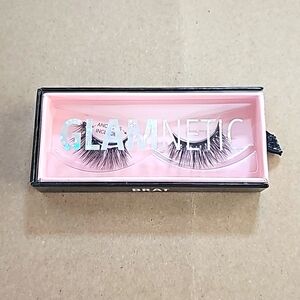 Glamnetic Lashes - BRAT